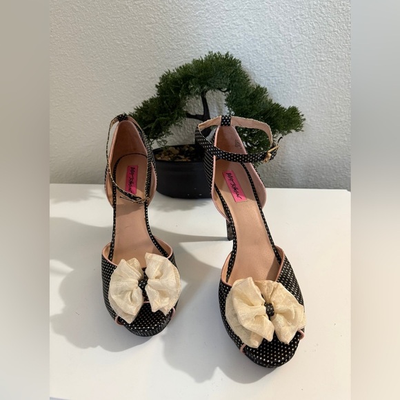 Besty Johnson Shoes - Besty John’s Black  and Cream Polka Dot Women's Heels